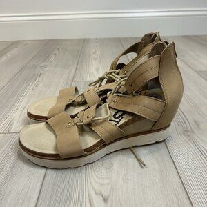 OTBT Size 10 Riverfront Lace-Up Sandal Beige Wedge Strappy